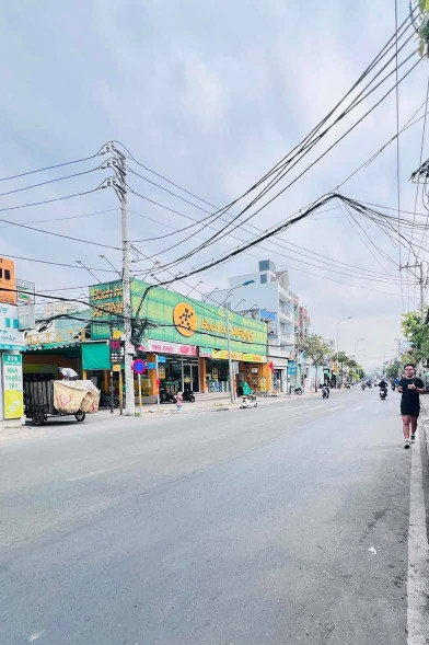 Bán nhà ngay mặt tiền - Võ Văn  Ngân  - BTCT - 2 Tầng - 5 x11,5m2 - Xung quanh nhiều tiện ích - Chỉ 5 tỷ hơn