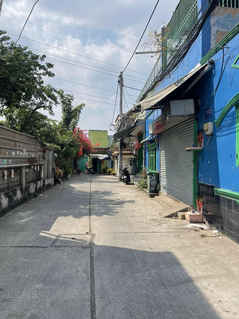 Bán nhà 4Tầng Hẻm ôtô Bình Tân