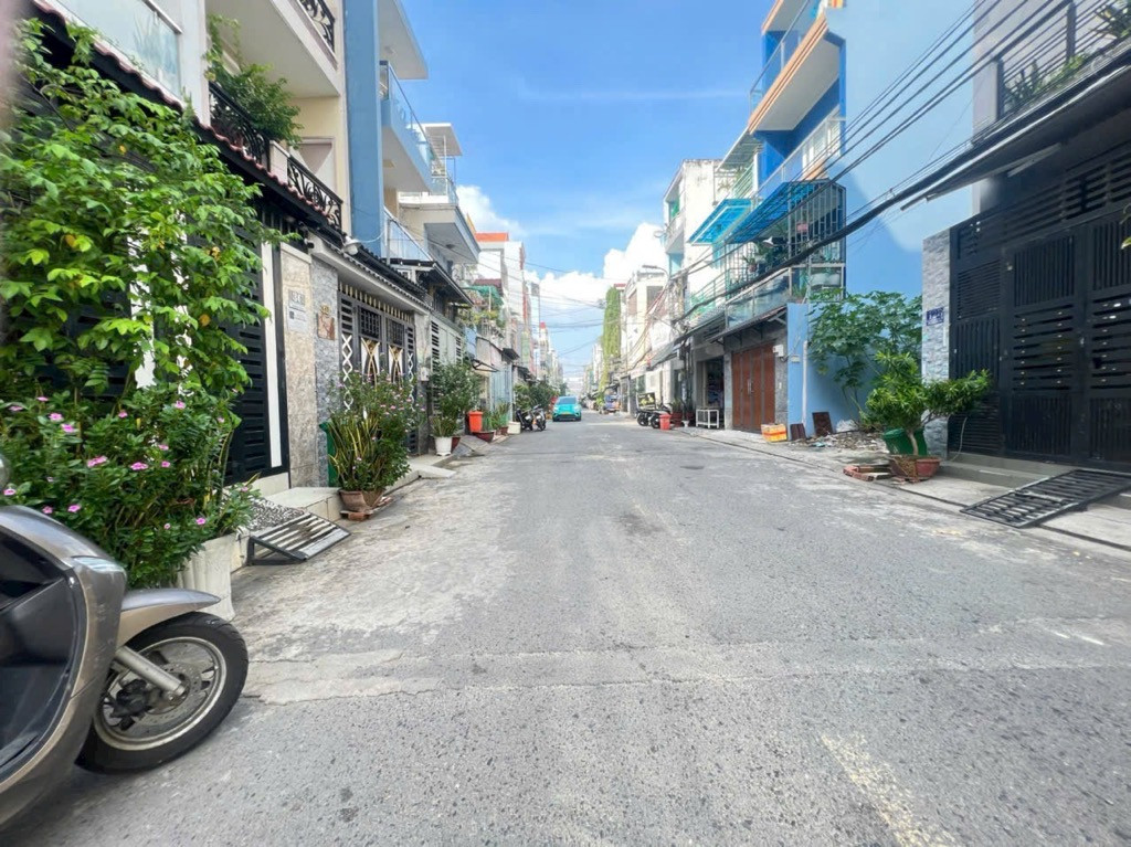 Bán nhà 4 tầng 4×14m mã lò Phường Bình Trị Đông A Quận Bình Tân