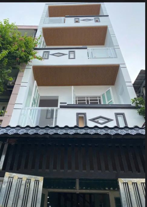Bán Nhà 4 Tầng VIP Lê Văn Quới, 44m2, Sổ Đẹp, Hoàn Công Đủ - Giá 5.4 Tỷ Bình Tân"*