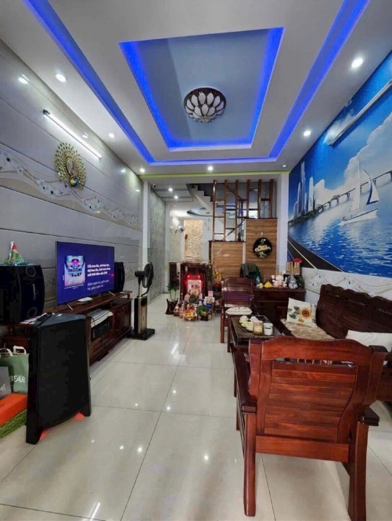 Bán nhà 4 Tầng Hẻm ôtô, giá 7.5 tỷ Phường Bình Trị Đông A , Bình Tân.