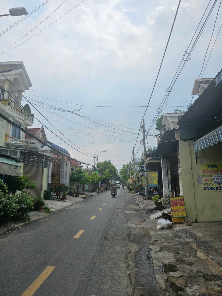 Bán nhà C4 114m Ấp CHIẾN LƯỢC Phường Bình Trị Đông