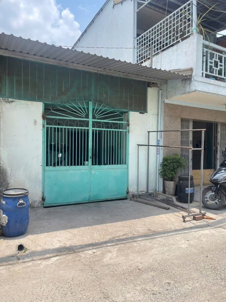 Bán nhà 61.8m² full thổ cư ngang 4m giá 4.95 tỷ tại Phường Bình Trị Đông