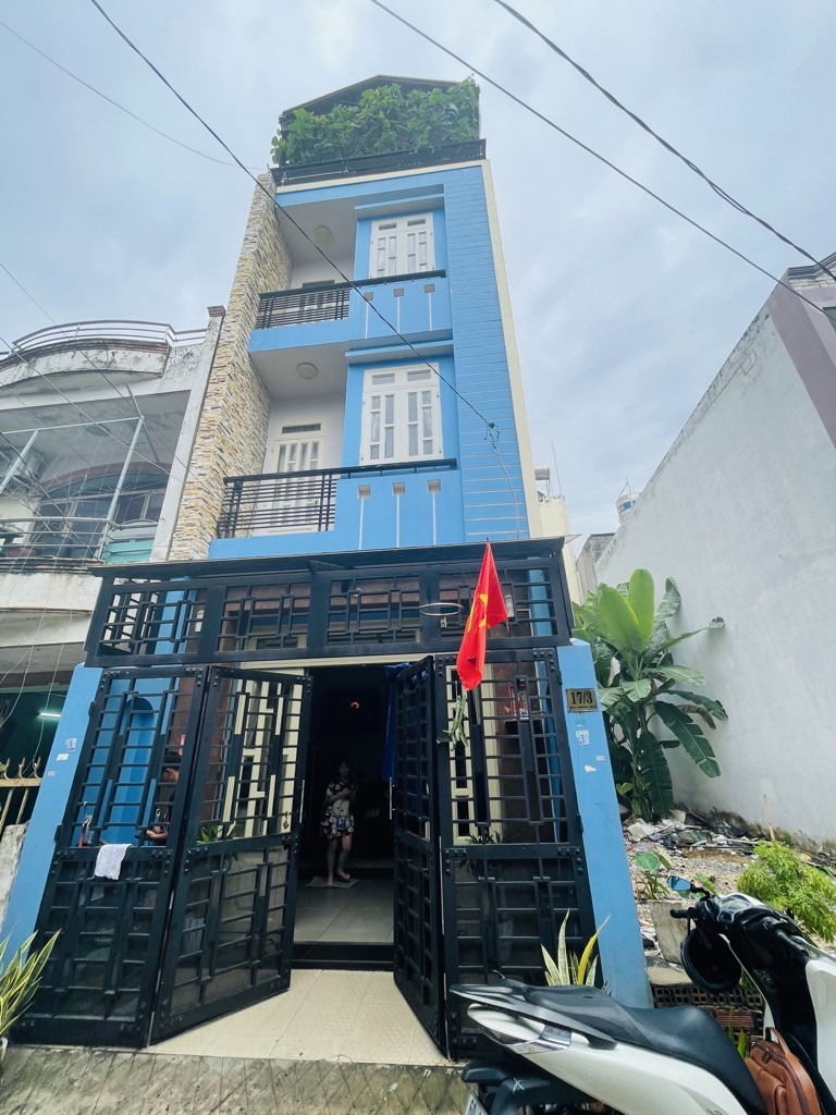 Bán nhà 4 Tầng Hẻm xe hơi giá 5.99 tỷ PBHHA, Bình Tân