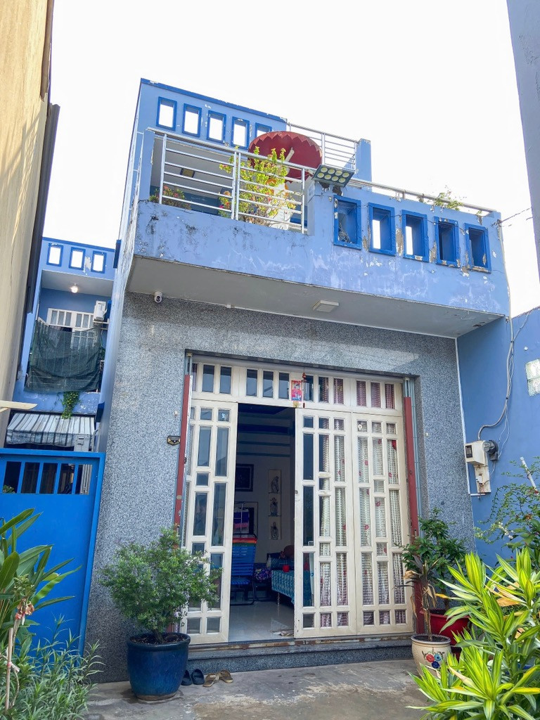Bán nhà 200m² mặt tiền tỉnh lộ 10 2TẦNG Bình Trị Đông Quận Bình Tân