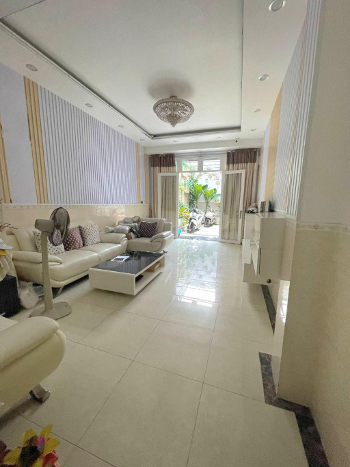 Bán nhà 200m² ngang 4m giá 20 tỷ tại Phường Bình Trị Đông Quận Bình Tân