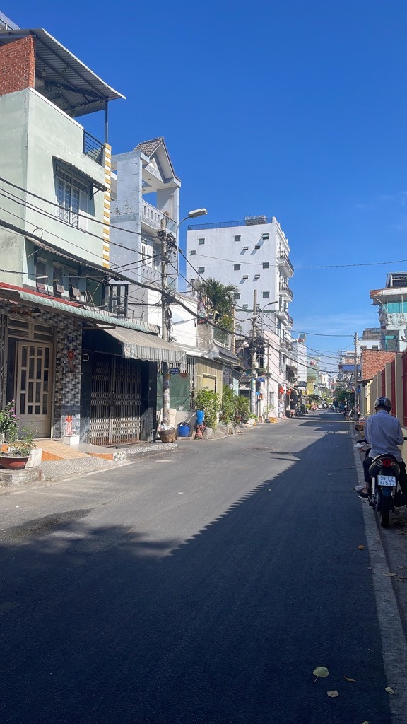 Bán nhà 1 tầng Mặt Tiền Đình Tân khai Quận Bình Tân