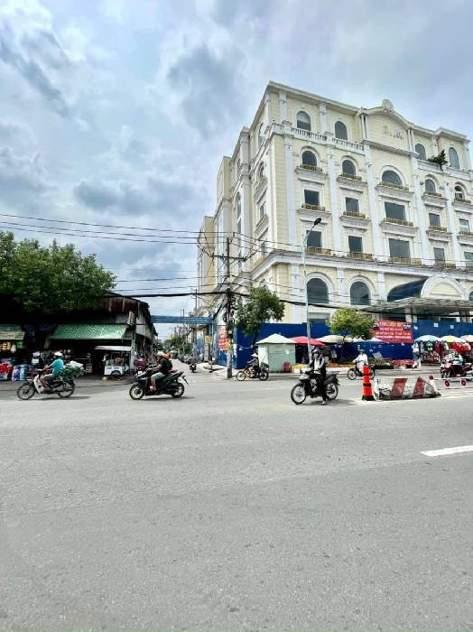 Bán nhà 2 tầng HXT Lê Văn Quới Phường Bình Trị Đông Quận Bình Tân