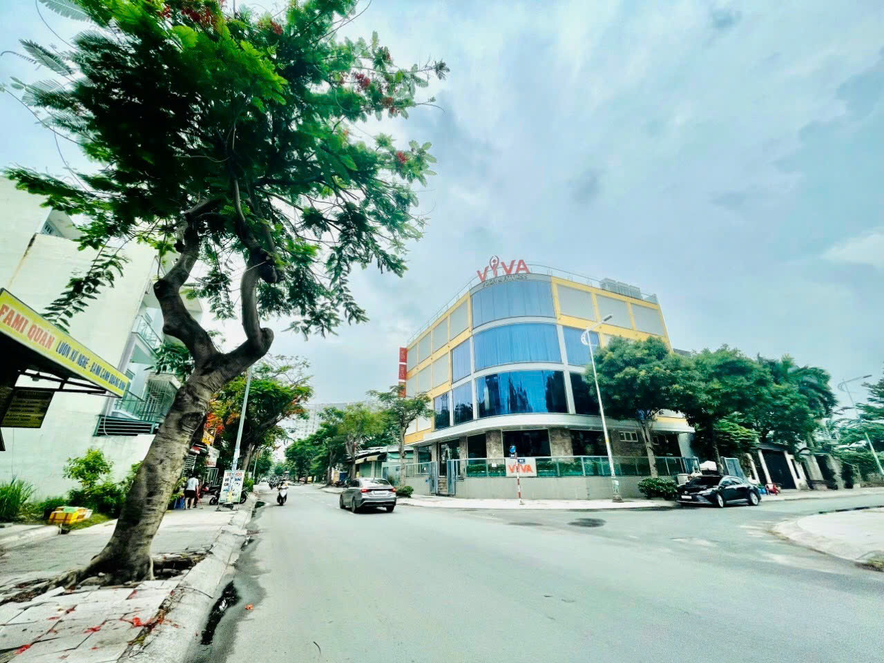 BDS HVL Chính chủ gửi bán lô góc 2 mặt tiền đường chính khu dân cư Đông Thủ Thiêm, Phường Bình Trưng Đông, Quận 2 cũ Tp Thủ Đức, TPHCM