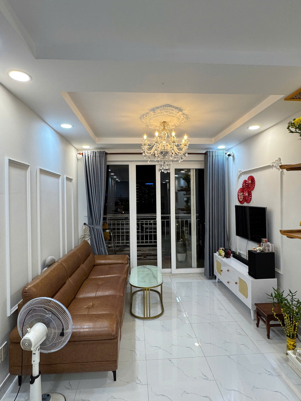 Bán chung cư Thủ Thiêm Star - KDC Đông Thủ Thiêm Quận 2 view biệt thự sổ hồng tặng nội thất