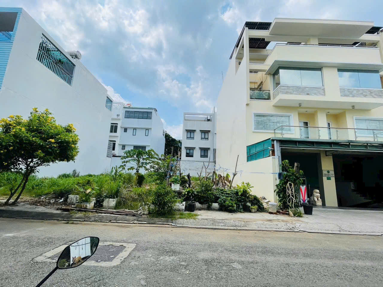 BDS  HVL Bán gấp lô đất nhà phố KDC Đông Thủ Thiêm - Quận 2