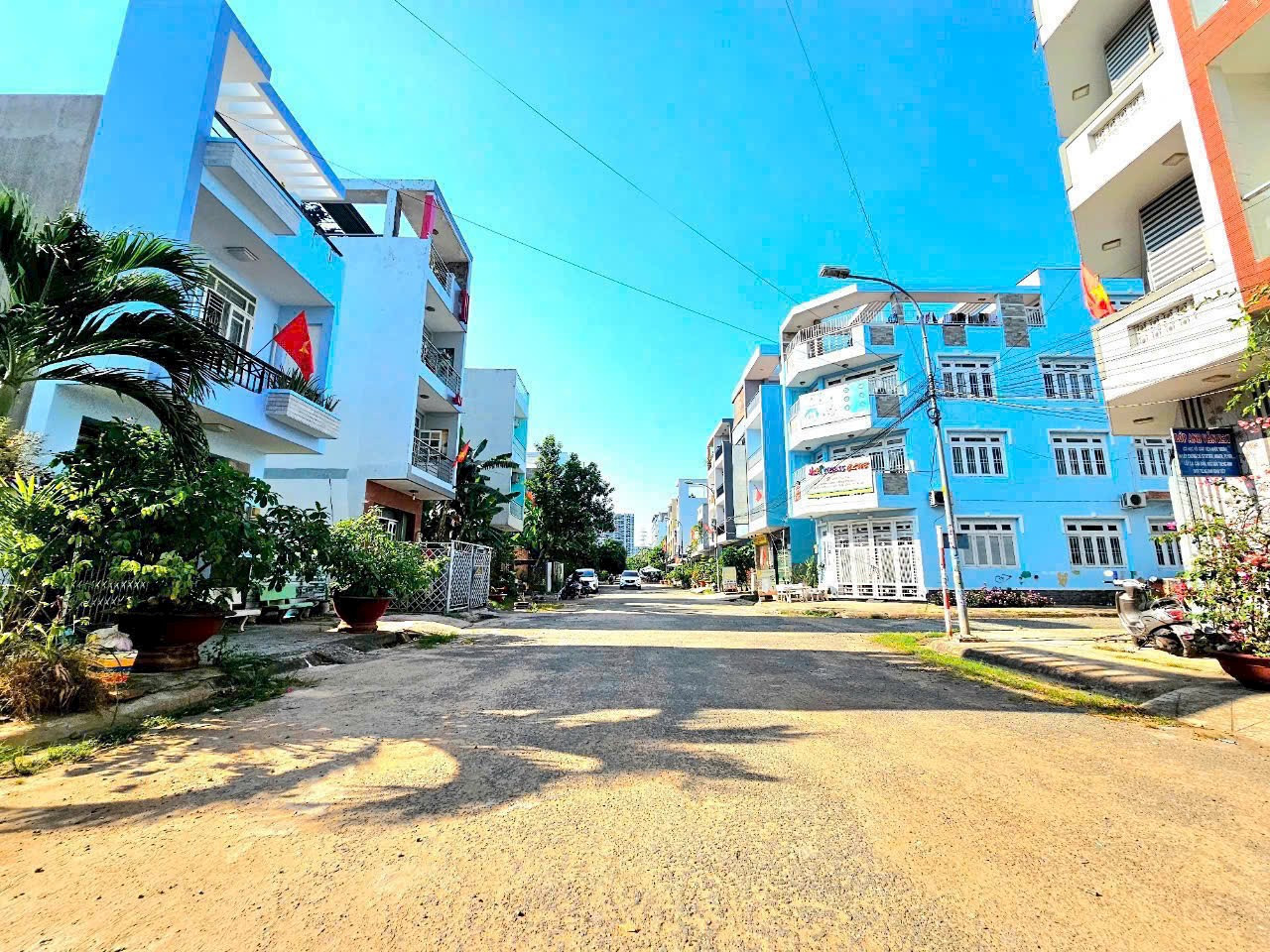 Bán đất Quận 2 mặt tiền đường 64 phường Bình Trưng Đông quận 2 Lô góc đường 16m