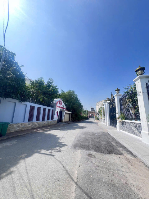 BDS HVL BÁN 02 VIEW SÔNG Q2 919M2 GIÁ 100 TỶ VÀ 1080 M2 GIÁ 130 TỶ