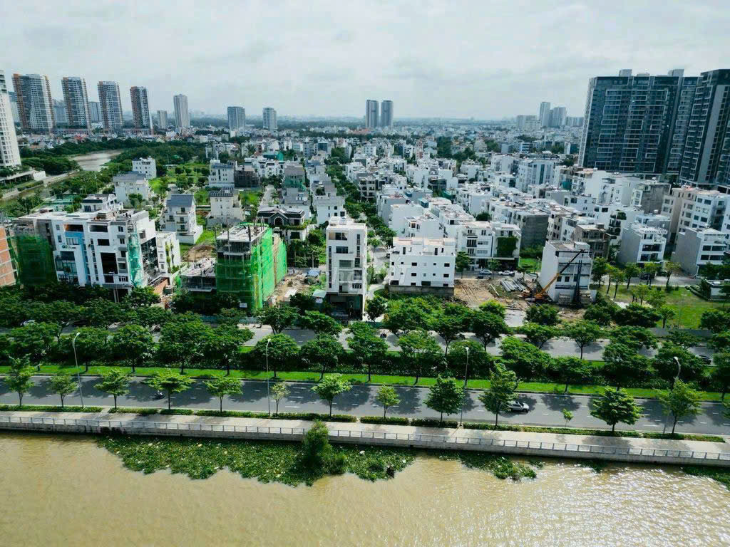 BDS HVL Bán toà nhà Building trực diện view sông Sài Gòn đường Trần Quý Kiên