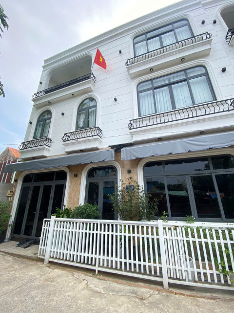 Bán nhà Quận 2 hẻm ô tô đường số 23 phường Bình Trưng Tây Quận 2 🔺nhà 3Tang Ngang 8m