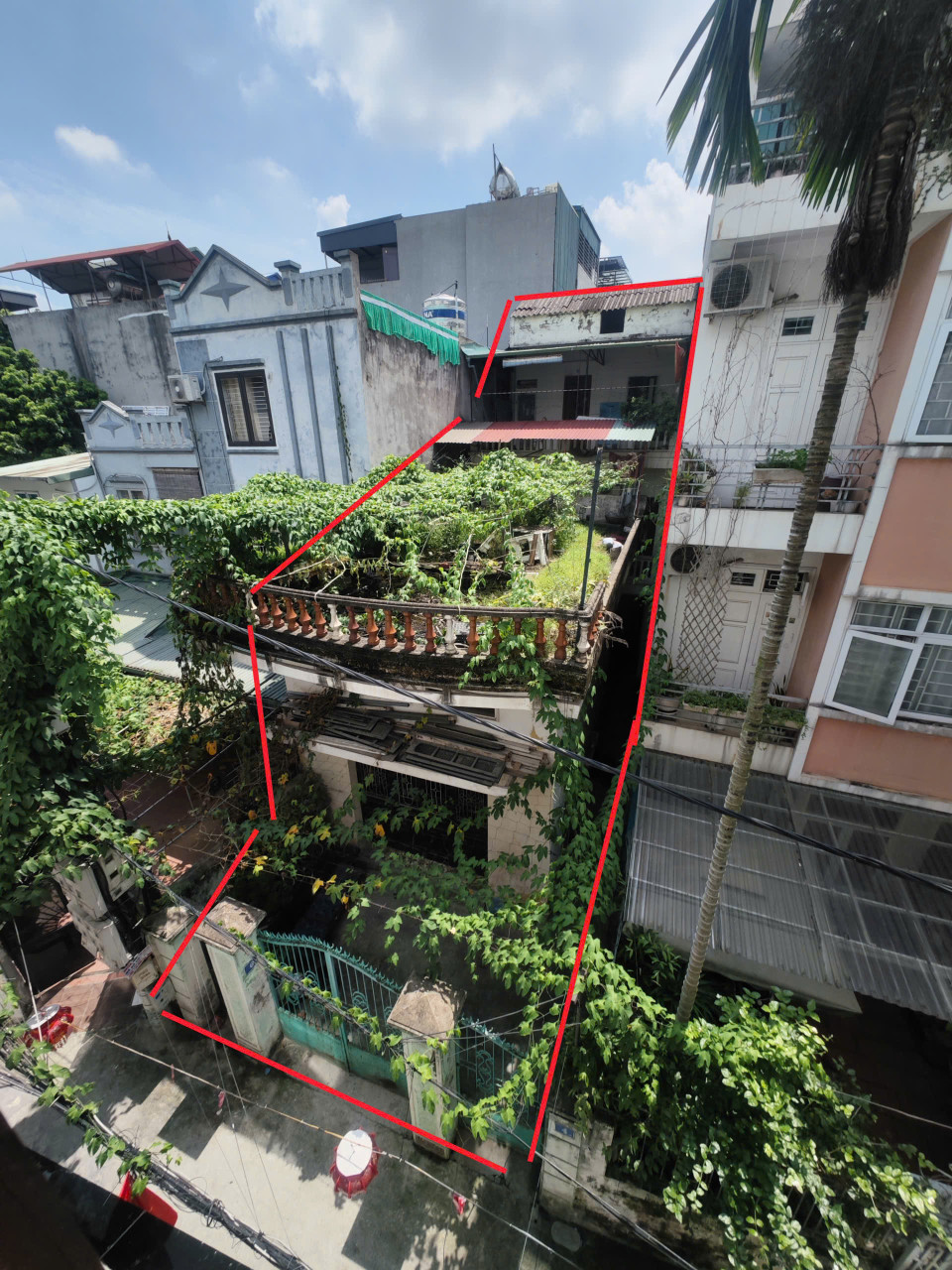 Nguyễn Văn Cừ - Bồ Đề: Đất vàng trung tâm, sổ đỏ trao tay, ô tô cóc vào nhà