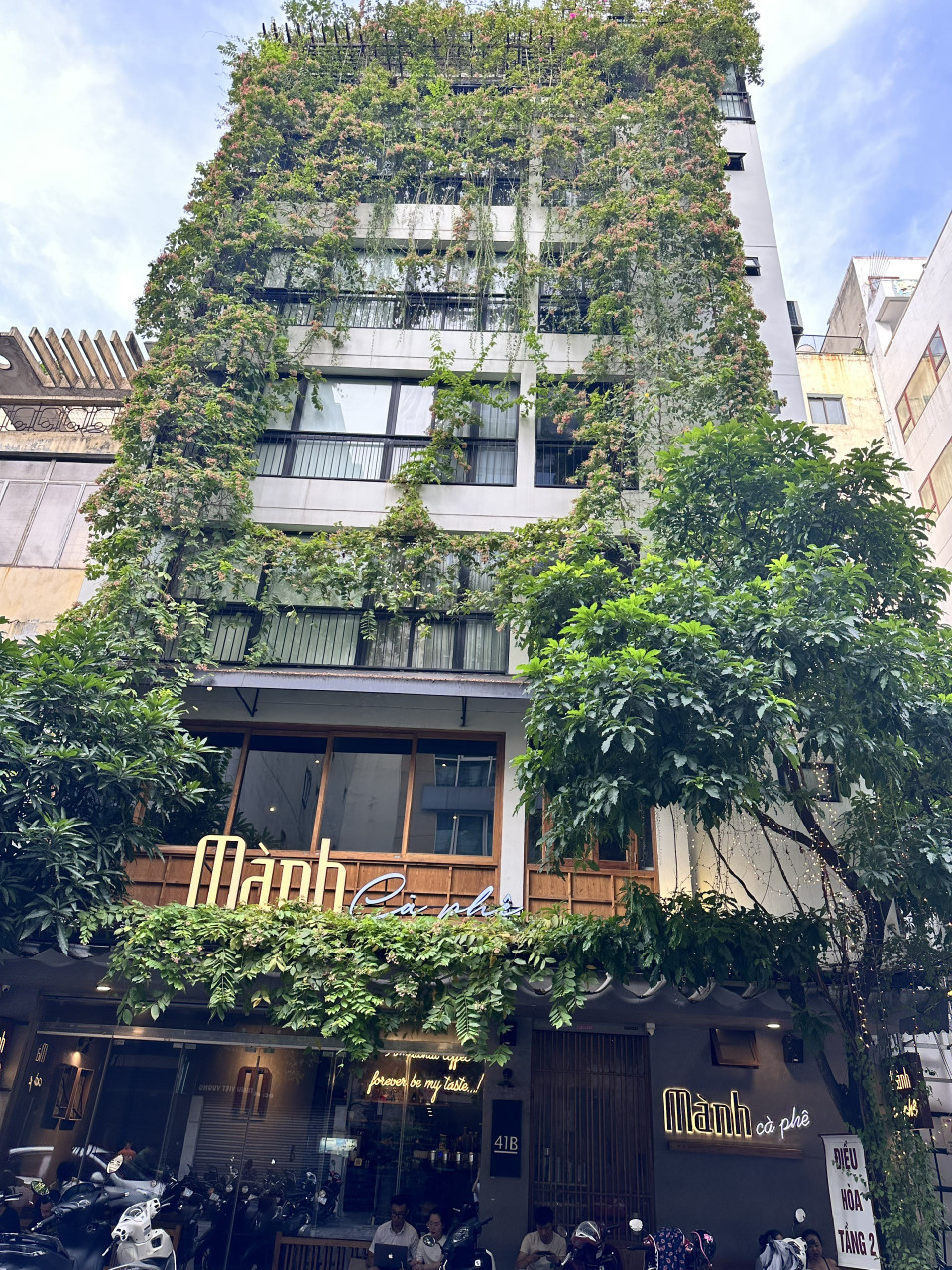Mặt phố Triệu Việt Vương 135m2 mặt tiền 6.5m 7 tầng 100 tỷ. Đang cho thuê 200tr/th