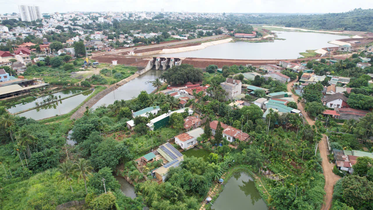 Bán đất 391.4m² ngang 20m giá 2.79 tỷ Phường Buôn Ma Thuột