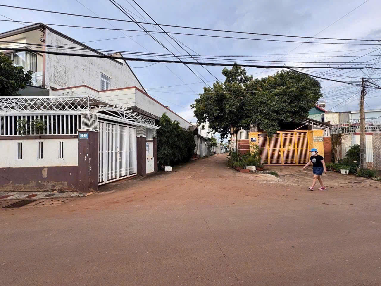 Bán đất 148.8m² ngang 5m giá 2.62 tỷ Phường Buôn Ma Thuột