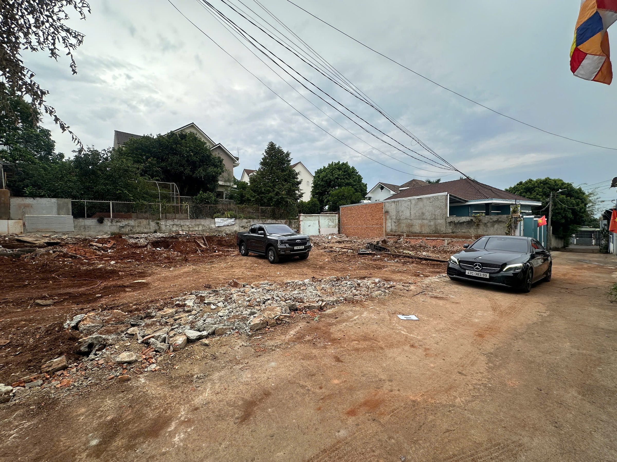 Bán đất 70.65m² full thổ cư ngang 4.5m giá 2.33 tỷ tại Phường Buôn Ma Thuột