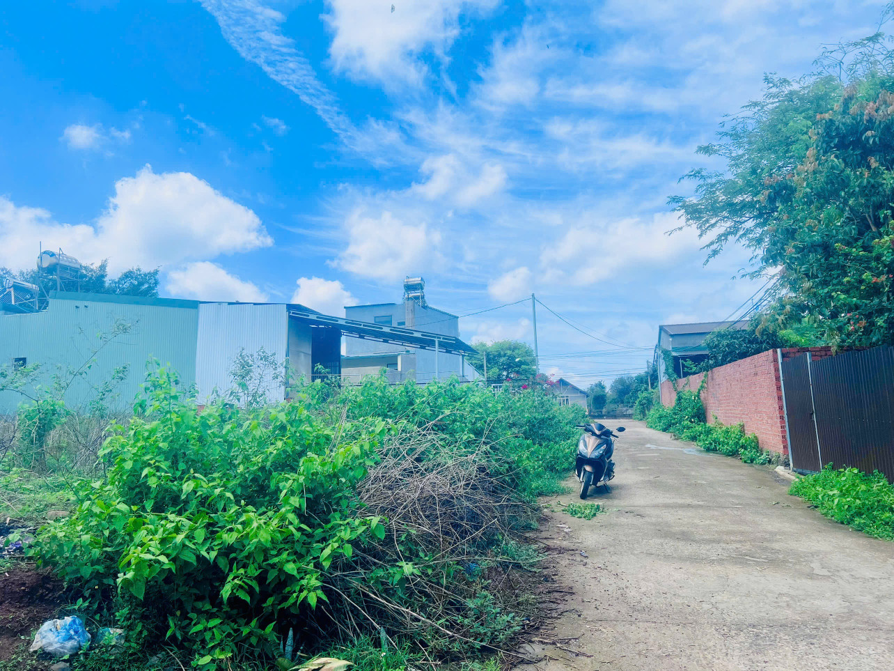 Bán đất 273.9m² ngang 10m giá 1.99 tỷ Phường Buôn Ma Thuột