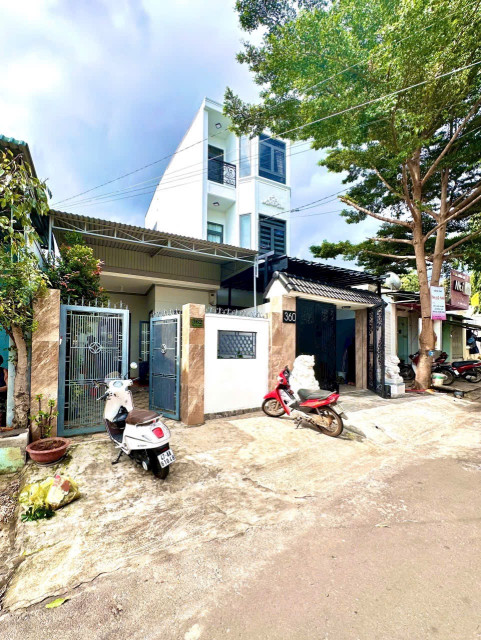 Bán đất 135.1m² giá 5.15 tỷ Phường Buôn Ma Thuột