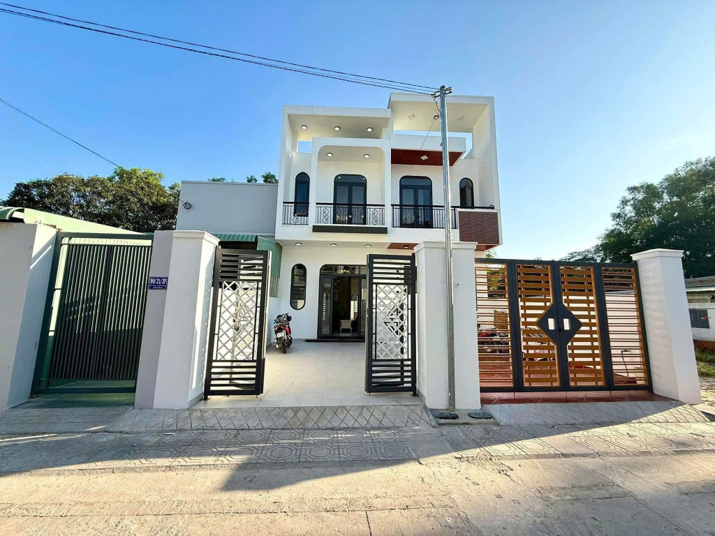 Hot! Chỉ 500triệu mua nhà mới xây diện tích 105 m²