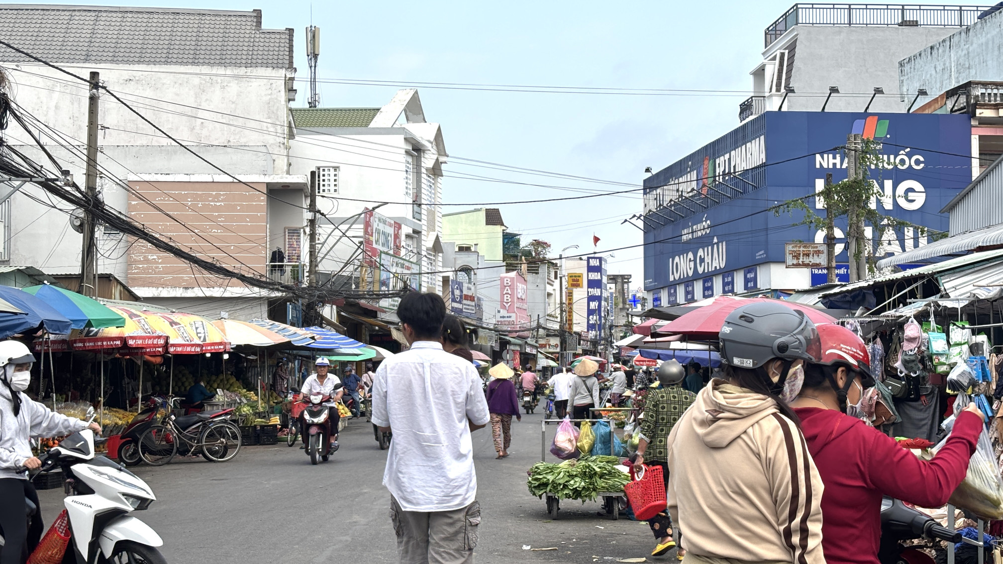 Nhà phố thương mại ngay ngã tư Chợ Cái Vồn, Thị xã Bình Minh