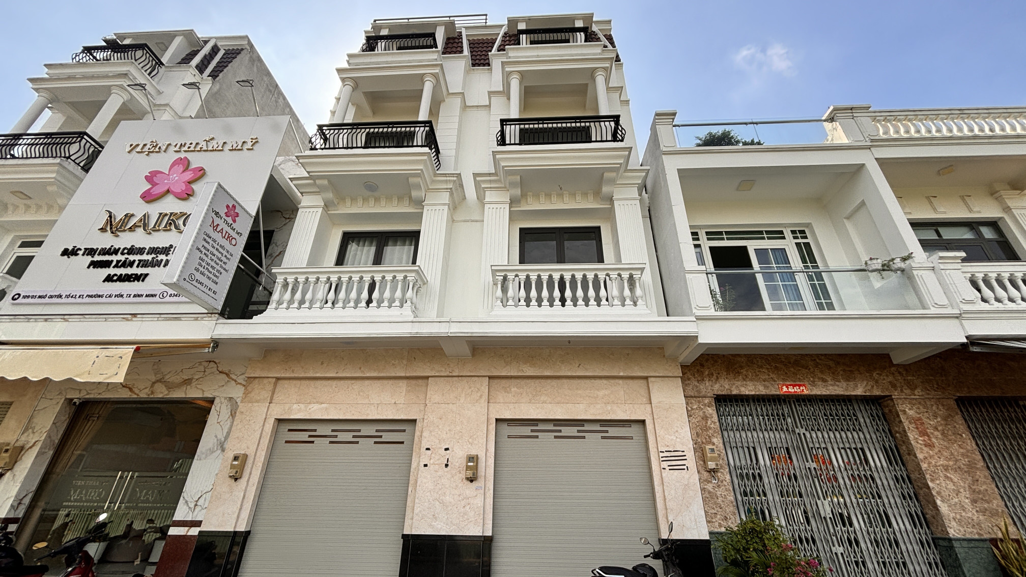 Nhà phố 1 trệt 3 lầu mặt tiền Chợ Cái Vồn, Bình Minh