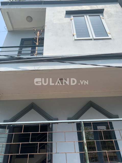 BÁN NHÀ 2,5 TẦNG ĐẦU CAO XANH,HẠ LONG,QUẢNG NINH