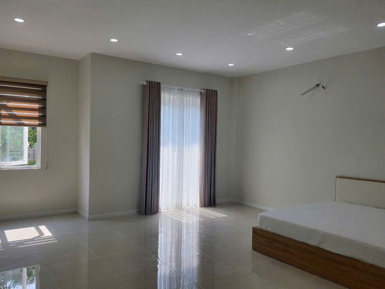 BDS HVL Cho thuê biệt thự đẹp tại Sol Villas, 25 triệu, 280m2, 3PN, đầy đủ tiện ích