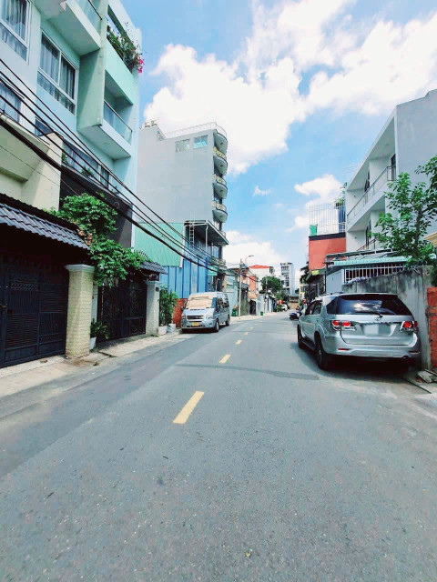 Bán đất Quận 2 mặt tiền đường ô tô Đường 12M có lề - Khu ko xe conts, gần chợ Cây Xoài