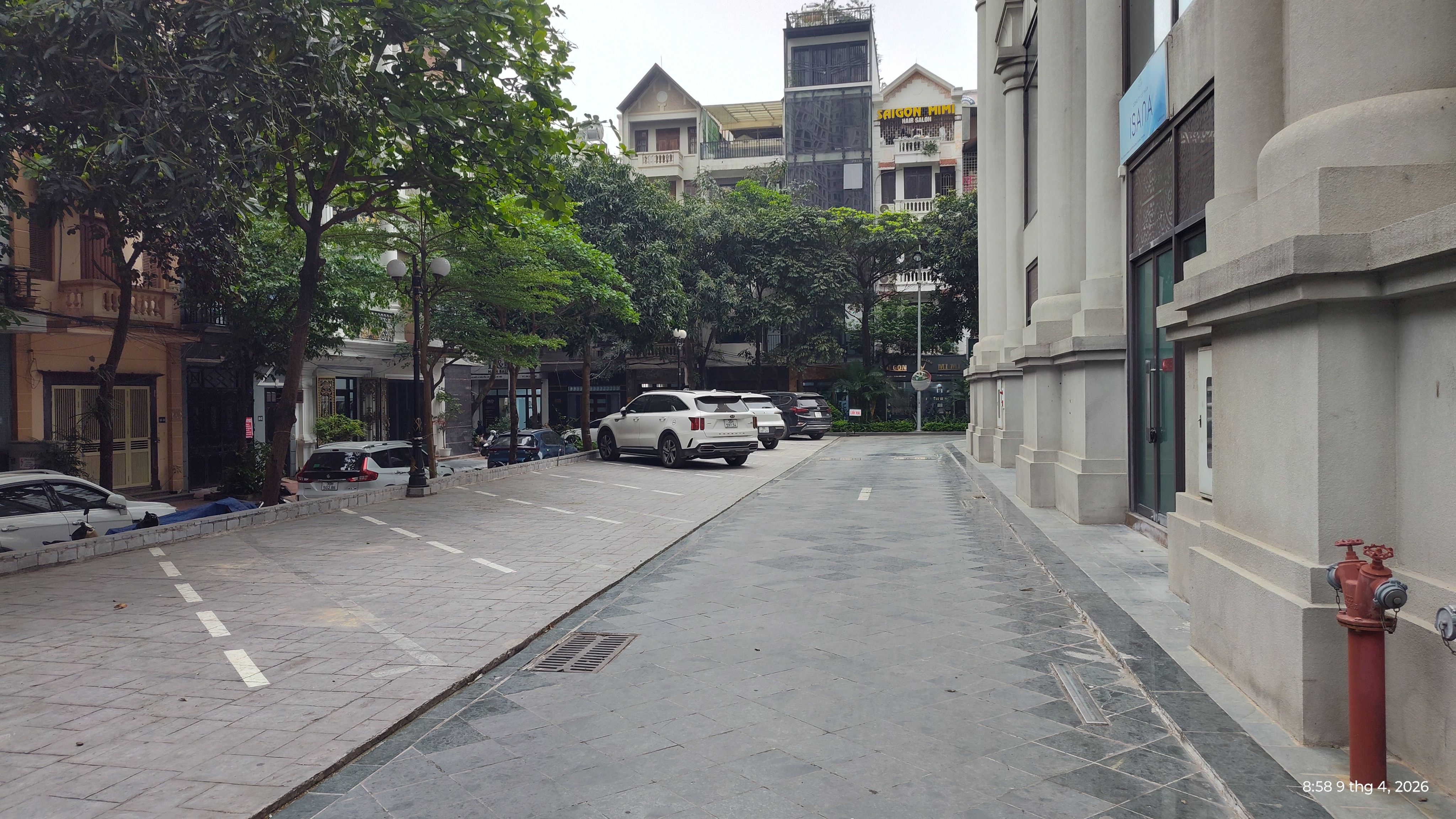 Bán sàn thương mại văn phòng