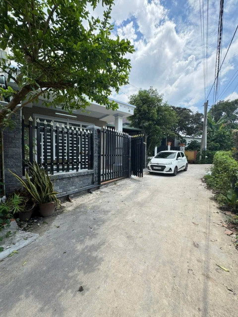 Bán nhà ĐỊNH HÒA  143.4m² ngang 10m giá 2.65 tỷ Phường Chánh Hiệp 0815422197