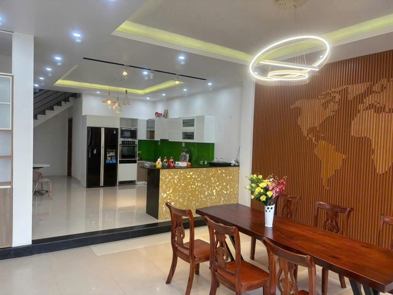NHÀ VỊ TRÍ ĐẸP -  GIÁ ƯU ĐÃI Chính Chủ cần tiền bán gấp nhà Trung tâm TP Quảng Ngãi