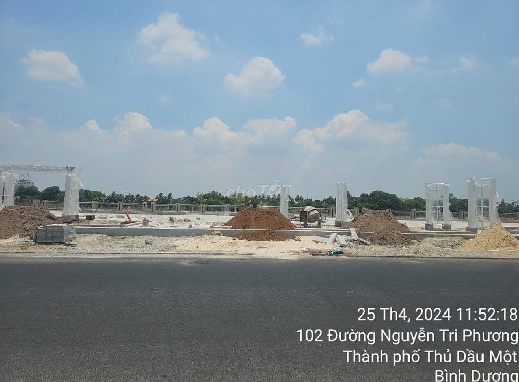 Cần bán lô đất mặt tiền bờ sông Sài Gòn ngay khu chợ Thủ Dầu Một