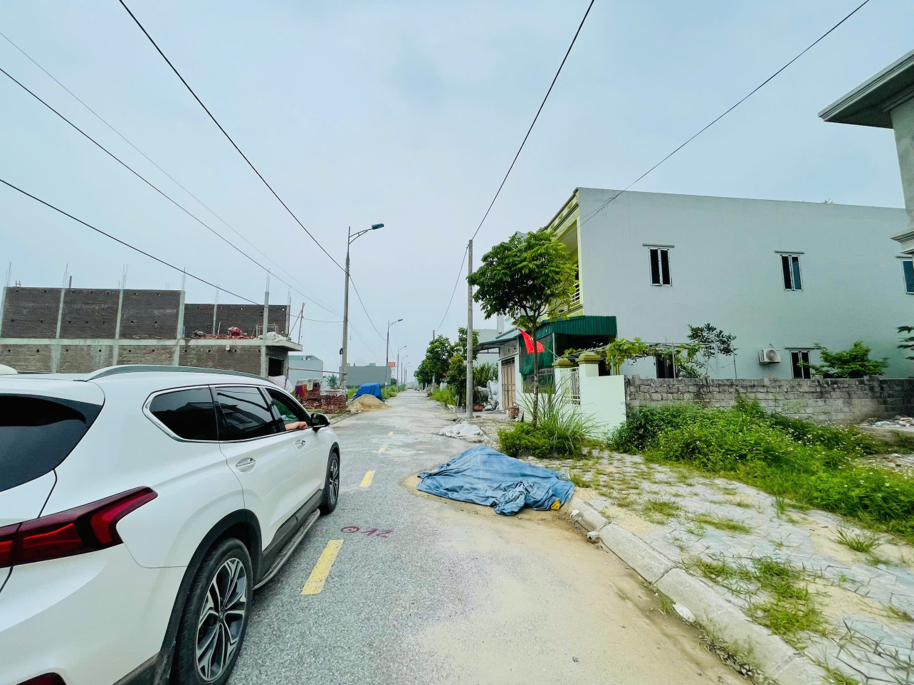 Bán đất 90m² ngang 4,5m giá 1.8 tỷ Phường Châu Sơn