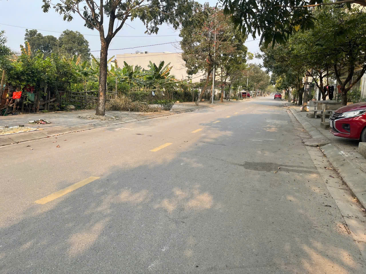 bán lô đất 191M2 mặt đường Nguyễn Duy Huân - khu đô thị HUD, Châu Sơn