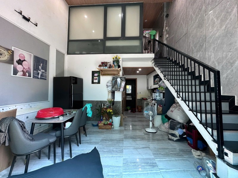 ♣ Nhà Kiệt Thái Thị Bôi, 32m2, mê lửng đúc, cứng, đẹp, ở ngay, 2.43 tỷ
