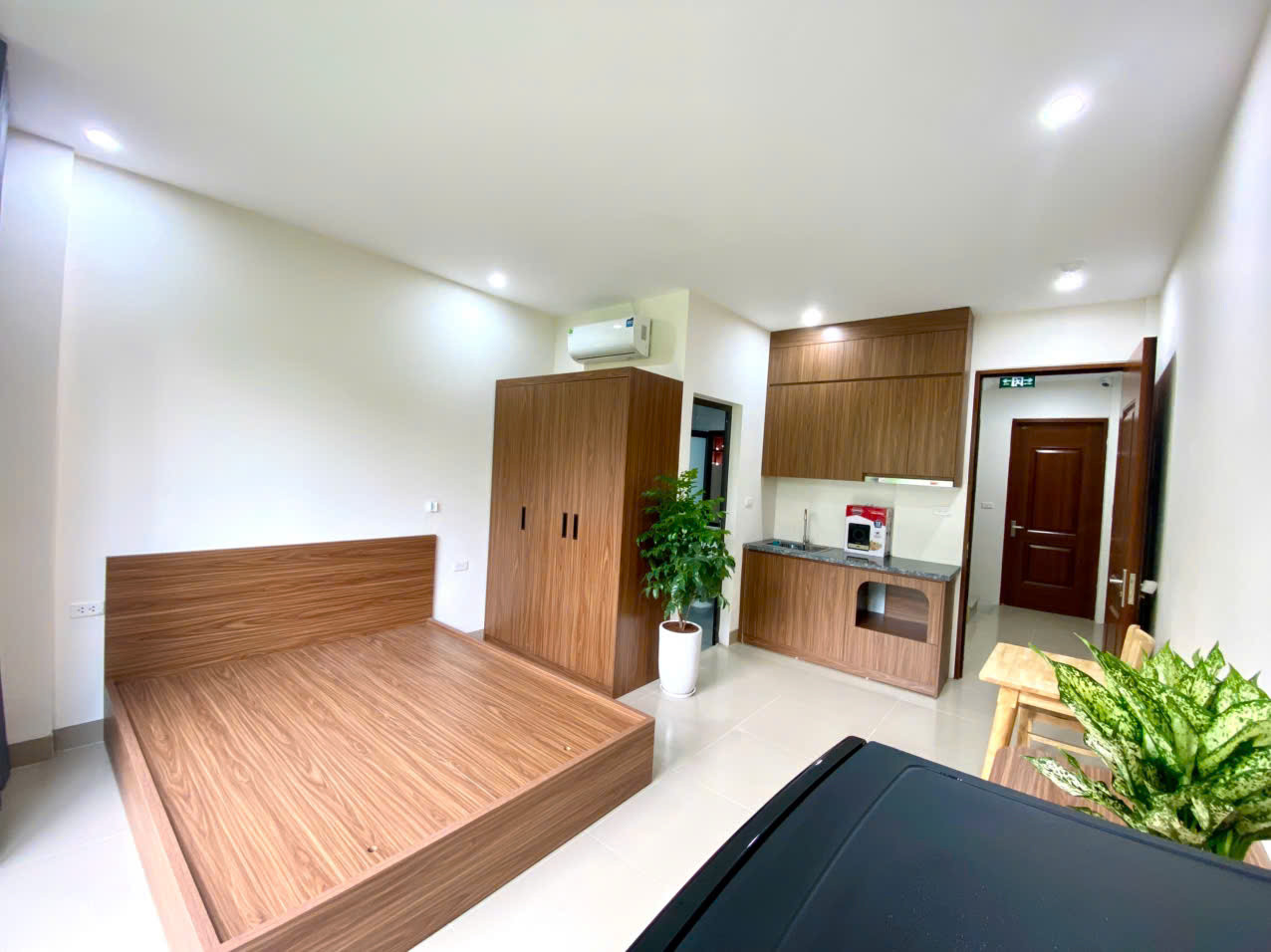 🏠Phòng mới 100% - Đầy đủ tiện nghi – Xách vali đến ở ngay tại ngõ 294 Đội Cấn