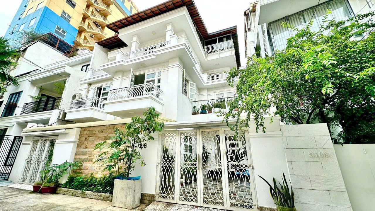 BDS   HVL Bán Biệt Thự Quận 1 : 320m2 giá 105tỷ