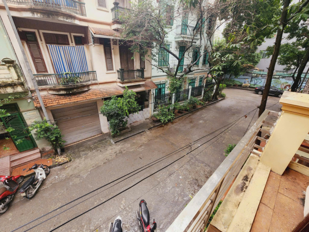 Nhà khu P,lô KĐT Đại Kim, Nguyễn Cảnh Dị, ô tô tải đỗ ngày đêm 65m2 x 4 tầng, 7 ngủ, 20tr