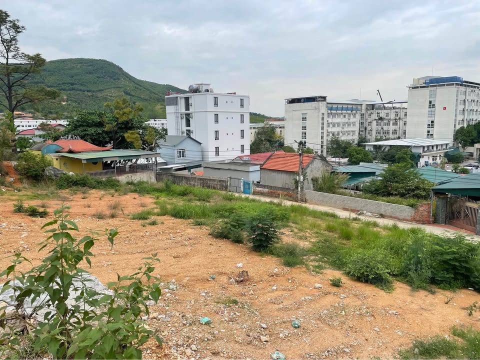 BÁN ĐẤT SÁT BỆNH VIỆN SẢN NHI,ĐẠI YÊN,HẠ LONG