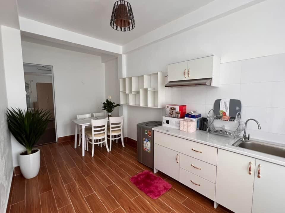 Nhà mặt đường Nam Pháp - thông Văn Cao, Giá 5.2 tỉ, đang cho thuê cực đẹp