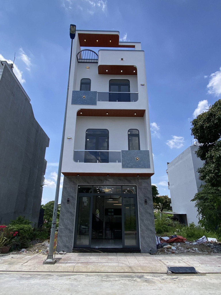 Bán nhà 60m² ngang 5m giá 4.8 tỷ Phường Dĩ An 0815422197