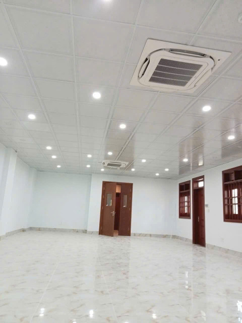BDS HVL [NC] CHO THUÊ TÒA NHÀ 7 TẦNG MẶT TIỀN ĐẸP NHẤT TP. DĨ AN