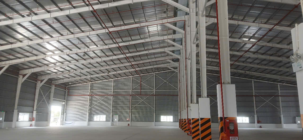 Cho thuê kho xưởng ngay KCN Sóng Thần 1, 2 Dĩ An, 2 xưởng 2150m2, 2 xưởng 3200m2, 5000m2