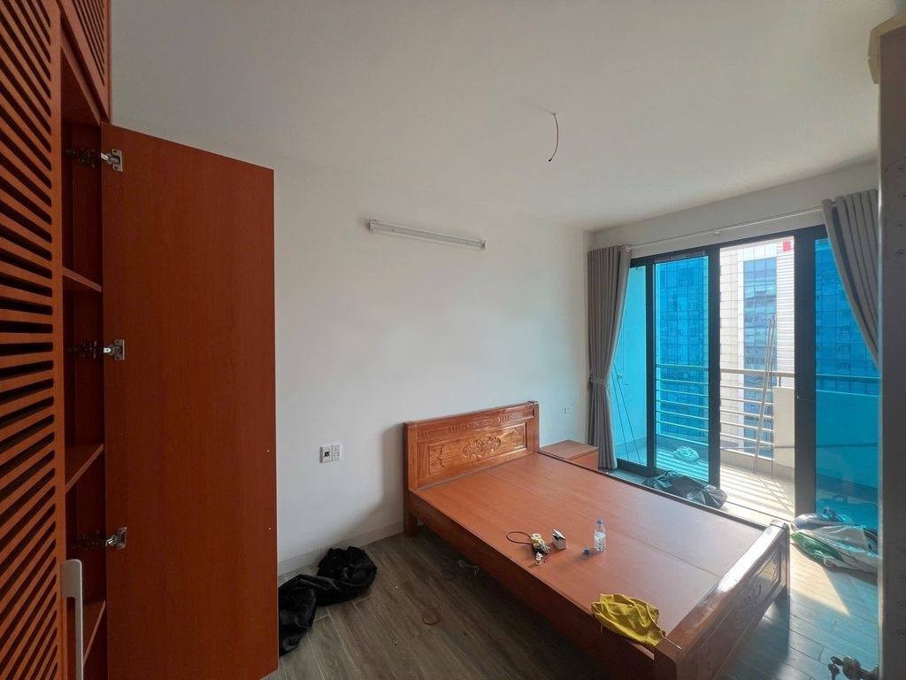 Cho thuê căn hộ cao cấp Trần Thái Tông, 100m2, 3 ngủ, 2 vệ sinh, 16 Triệu có slot ô tô