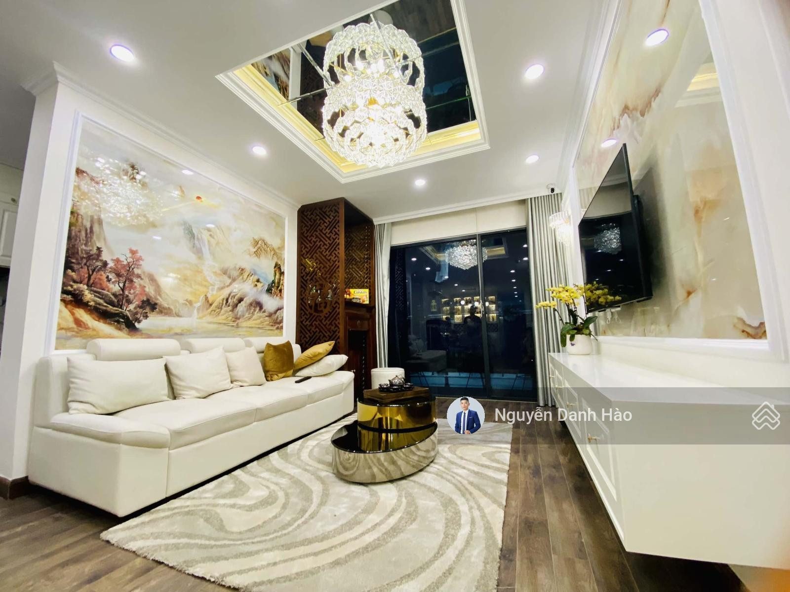 BÁN NHANH căn hộ đẹp Toà 30T Nam Trung Yên khách xem là thích 3PN -80m2 ở ngay ~ 6.2 tỷ