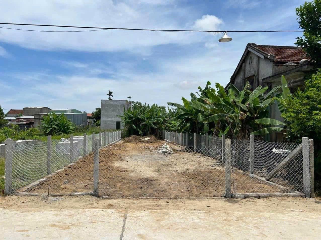 Cần bán lô đất chính chủ của em , ngay thôn nhị dinh 2 , điện phước điện bàn, 247m vuông, ngang 6,5